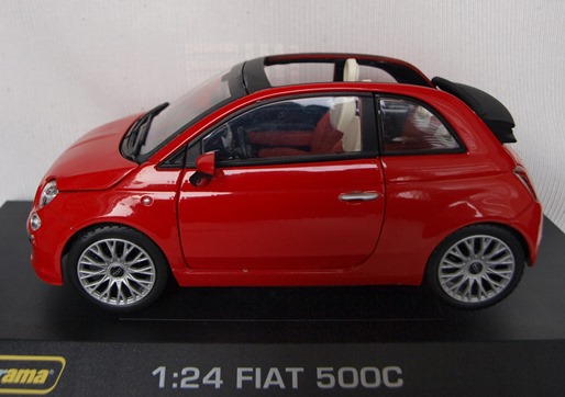 Sovjet beddengoed neus Fiat 500 miniaturen schaal 1